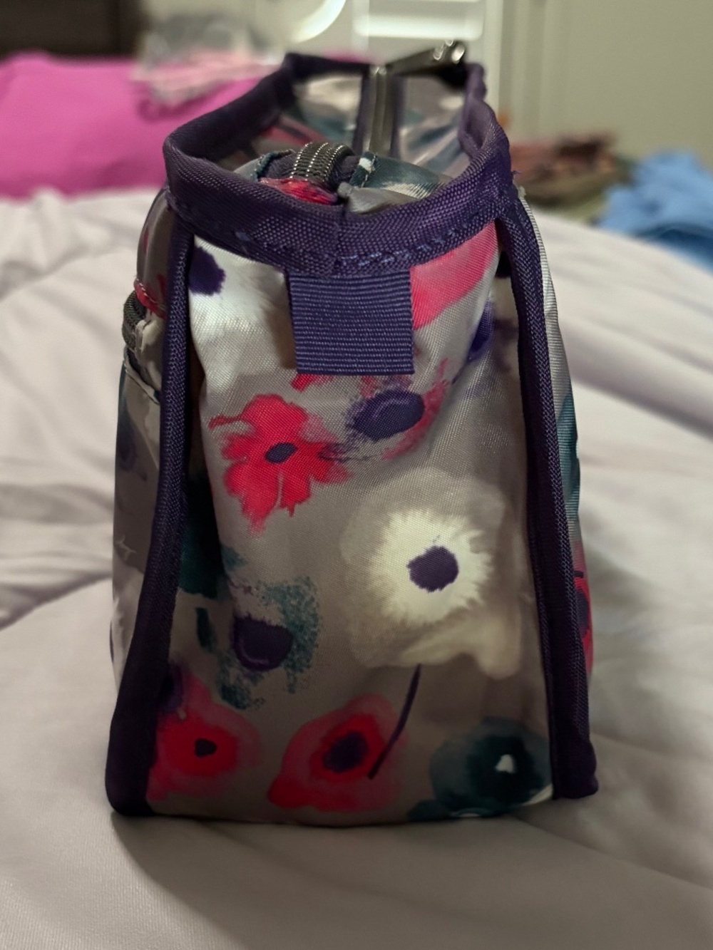Lug Parasail Accessories/Cosmetics Carriers - Picture 4 of 8